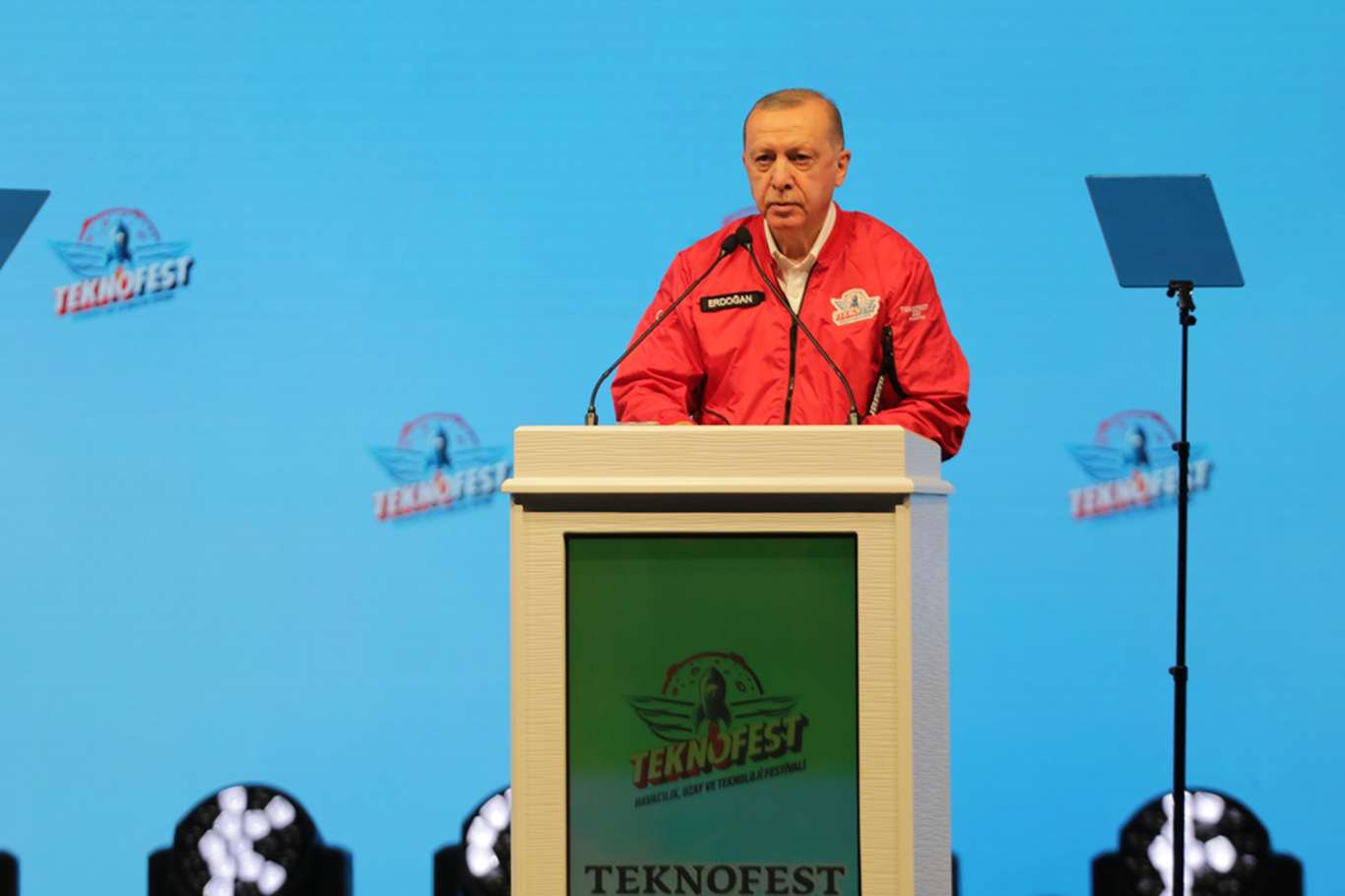 Cumhurbaşkanı Erdoğan: "Hedefimiz otomobil ve uçan araba"